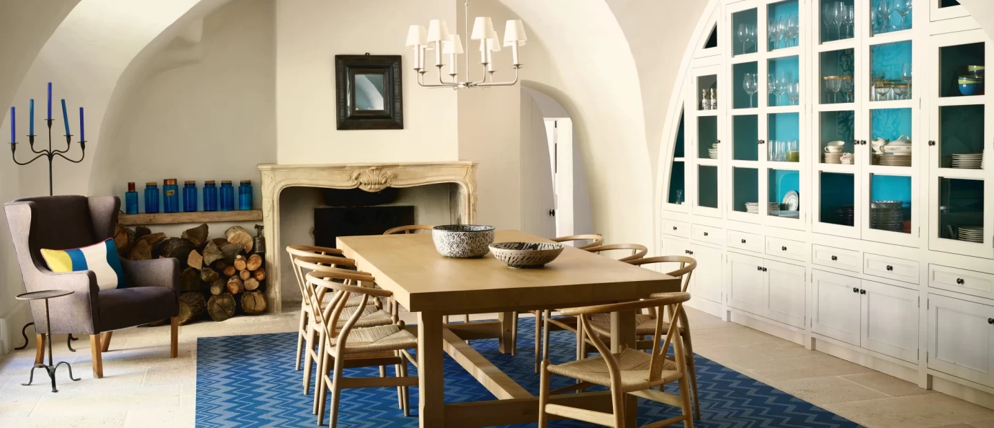 Πώς ένα ιστορικό σπίτι στην Προβηγκία απέκτησε νέα ζωή και πλέον αποτελεί υπόδειγμα design