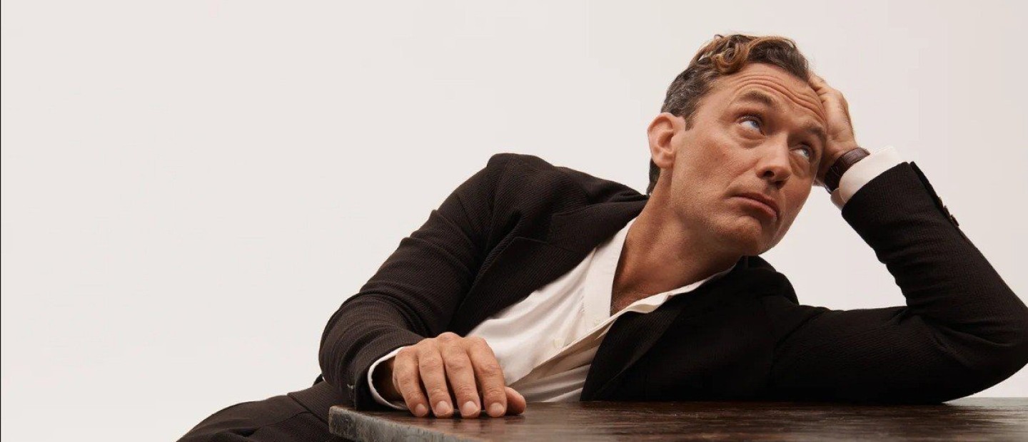 O Jude Law είναι ο άντρας της χρονιάς σύμφωνα με το GQ - και εμάς! 