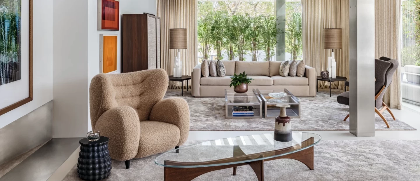 Η απόλυτη συμφωνία τέχνης και design σε ένα παραλιακό σπίτι στην Πορτογαλία 