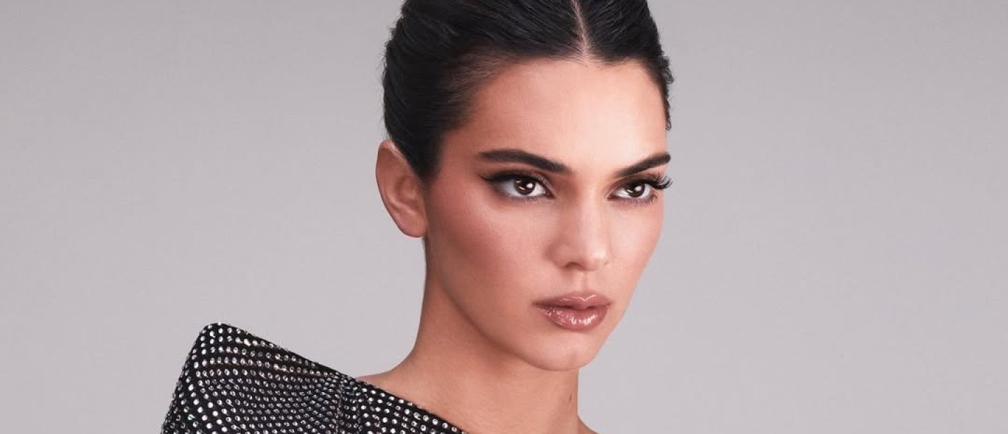 Η Kendall Jenner αποκαλύπτει ποιο είναι το αγαπημένο της gala drink