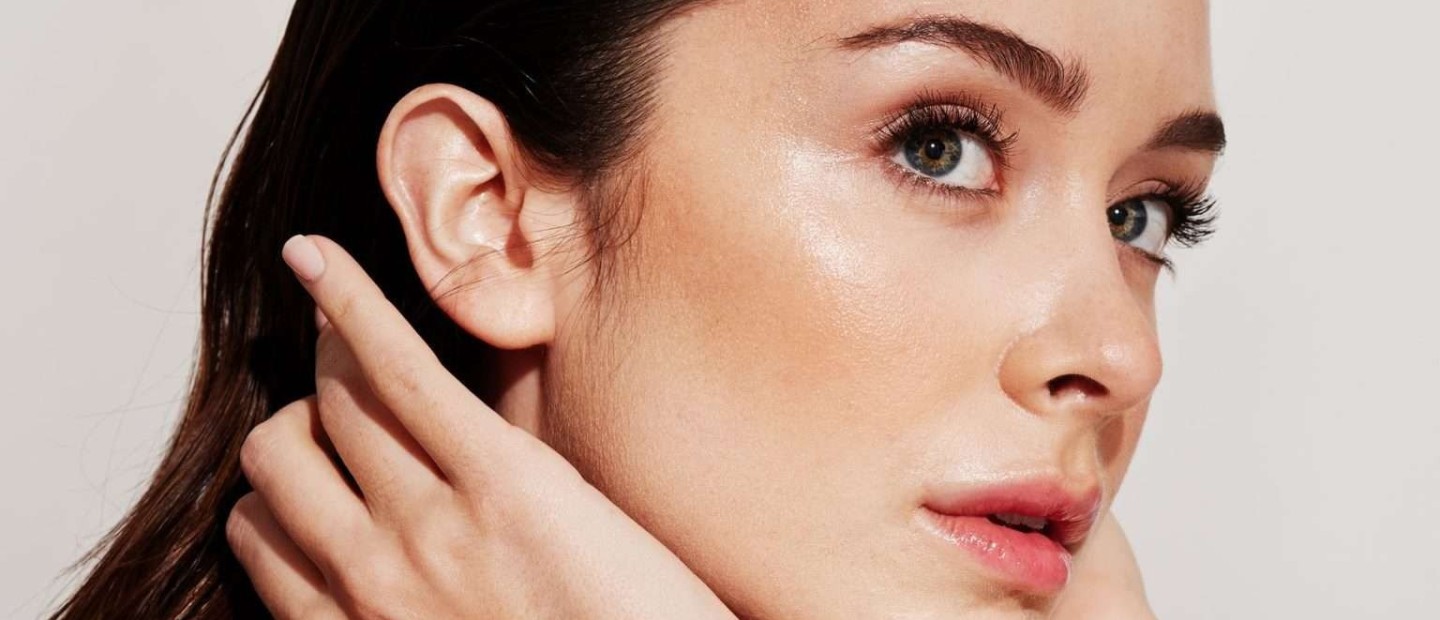 Blush Overload: Οι πιο σύγχρονες τεχνικές που θα αλλάξουν τον τρόπο με τον οποίο εφαρμόζετε το ρουζ σας