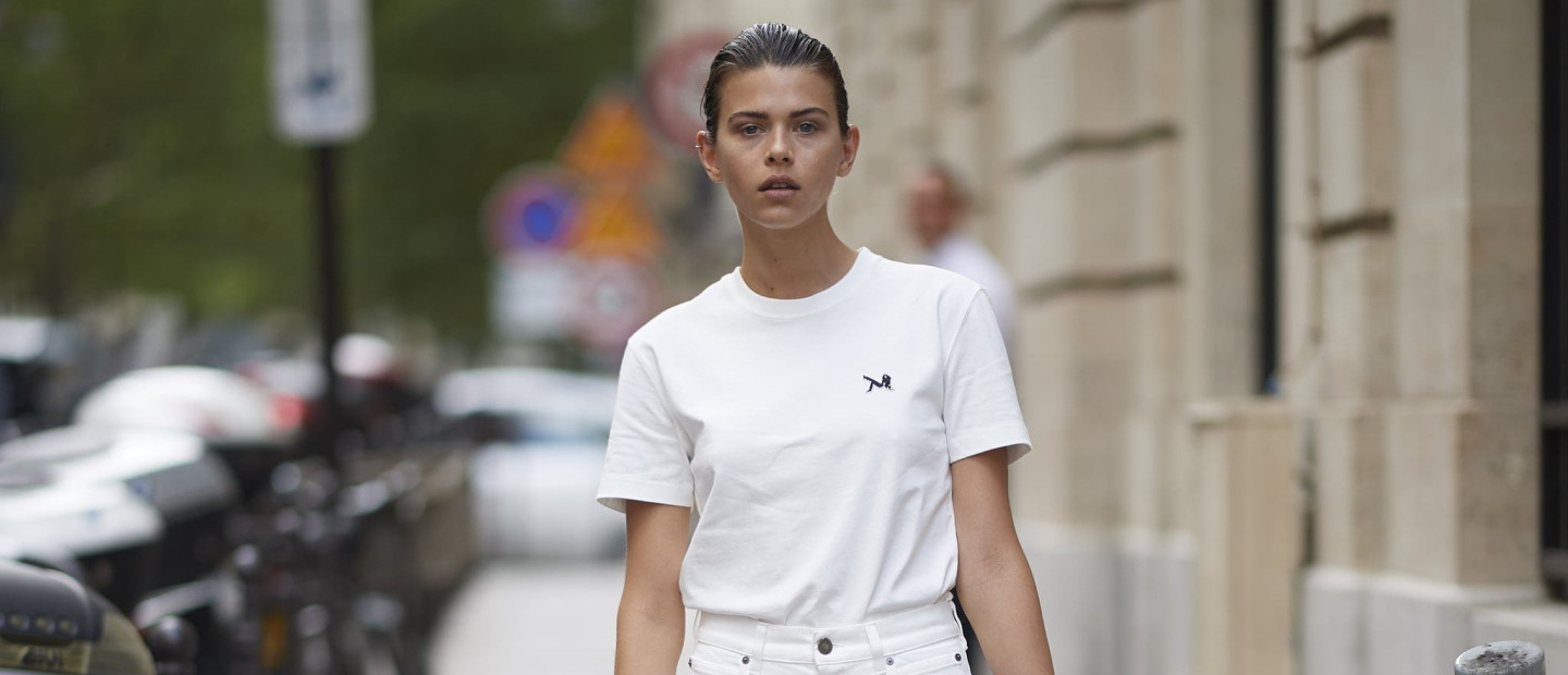 Τα λευκά denim pants είναι το απόλυτο must αυτής της περιόδου 