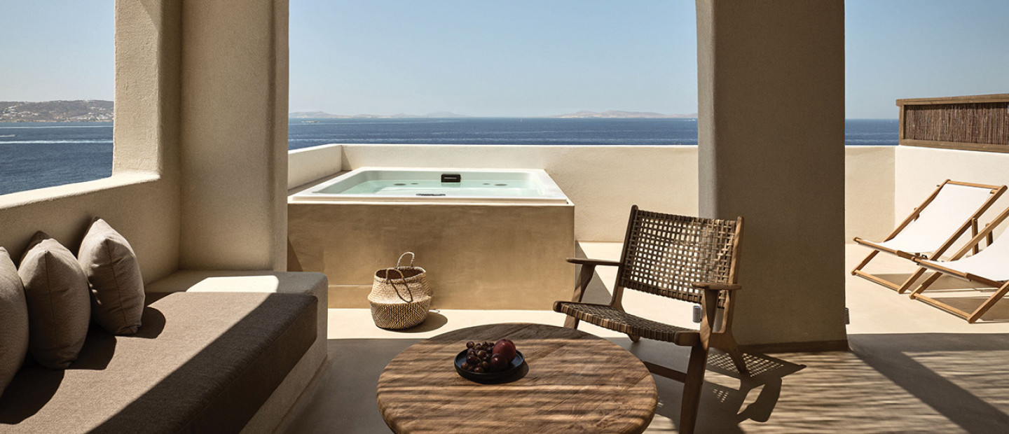 Ένα κοσμοπολίτικο resort στη Μύκονο συνιστά τον απόλυτο ιδιωτικό «παράδεισο»