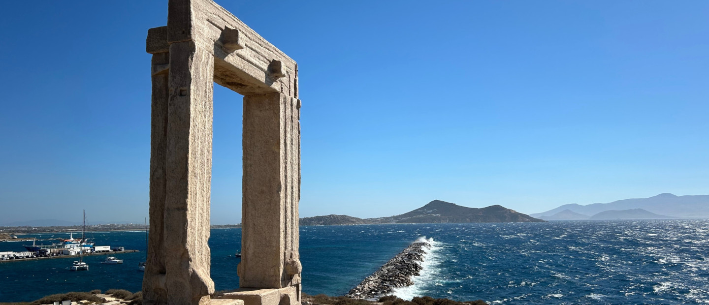An Art Lover's Guide: Οι must-see εκδηλώσεις του Ιουλίου στα πιο κοσμοπολίτικα νησιά της Ελλάδας