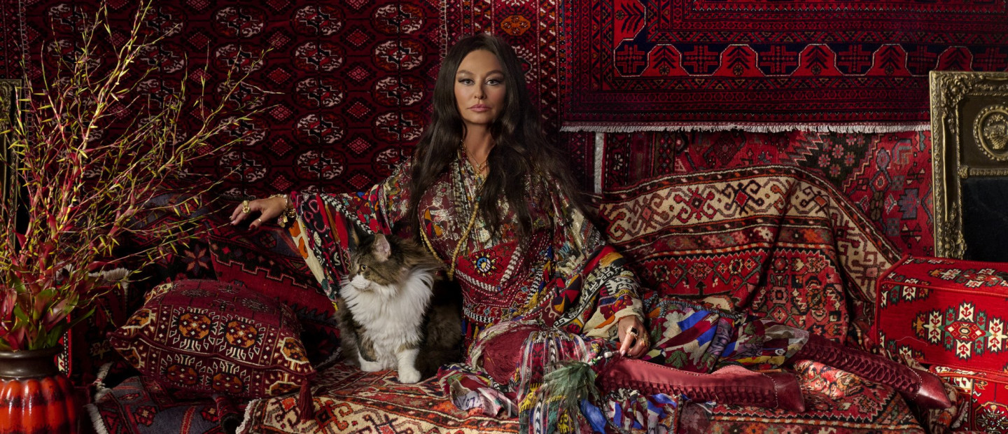 Η δημιουργός Camilla Franks μας διηγείται την πορεία της προς τη κορυφή της παγκόσμιας μόδας 