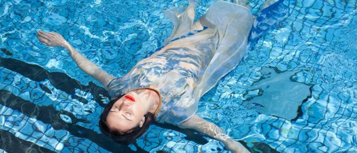 Οι λόγοι για να πείτε «ναι» στο κολύμπι ακόμα και κατά τη διάρκεια της autumn season