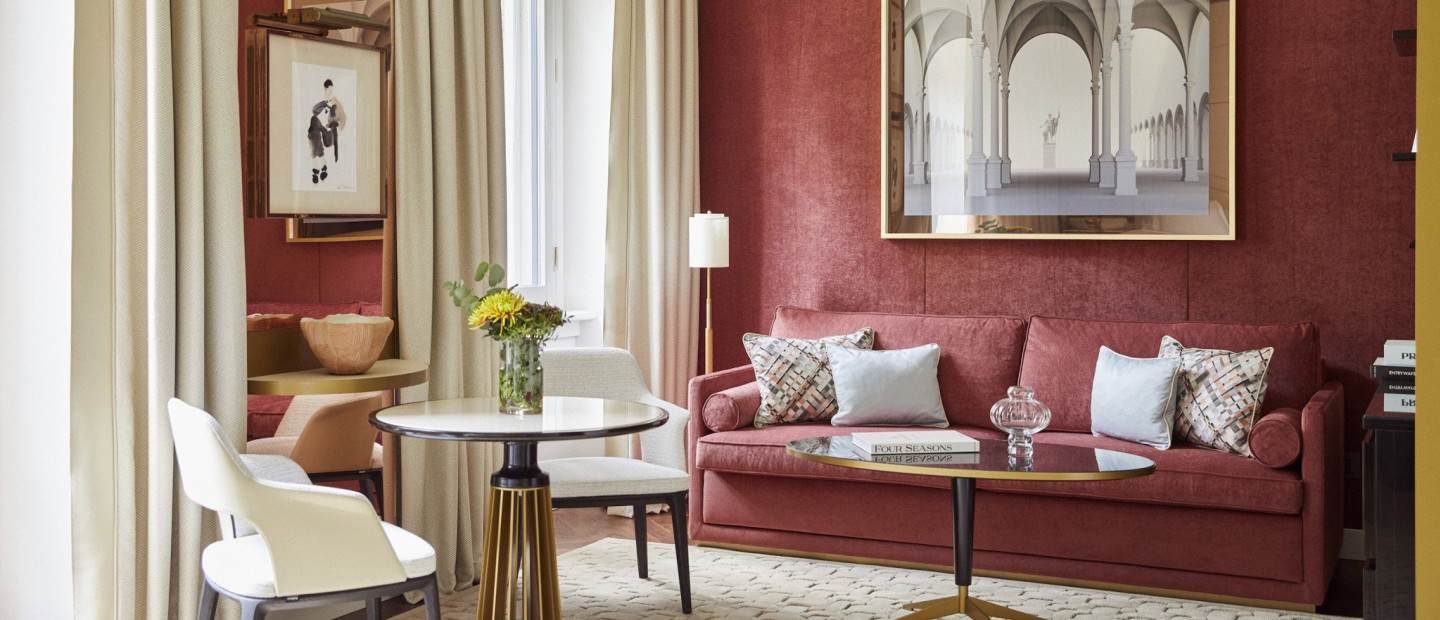 To Four Seasons Hotel στο Μιλάνο απέκτησε νέα μοναδική ταυτότητα με την υπογραφή του δημιουργού Pierre-Yves Rochon