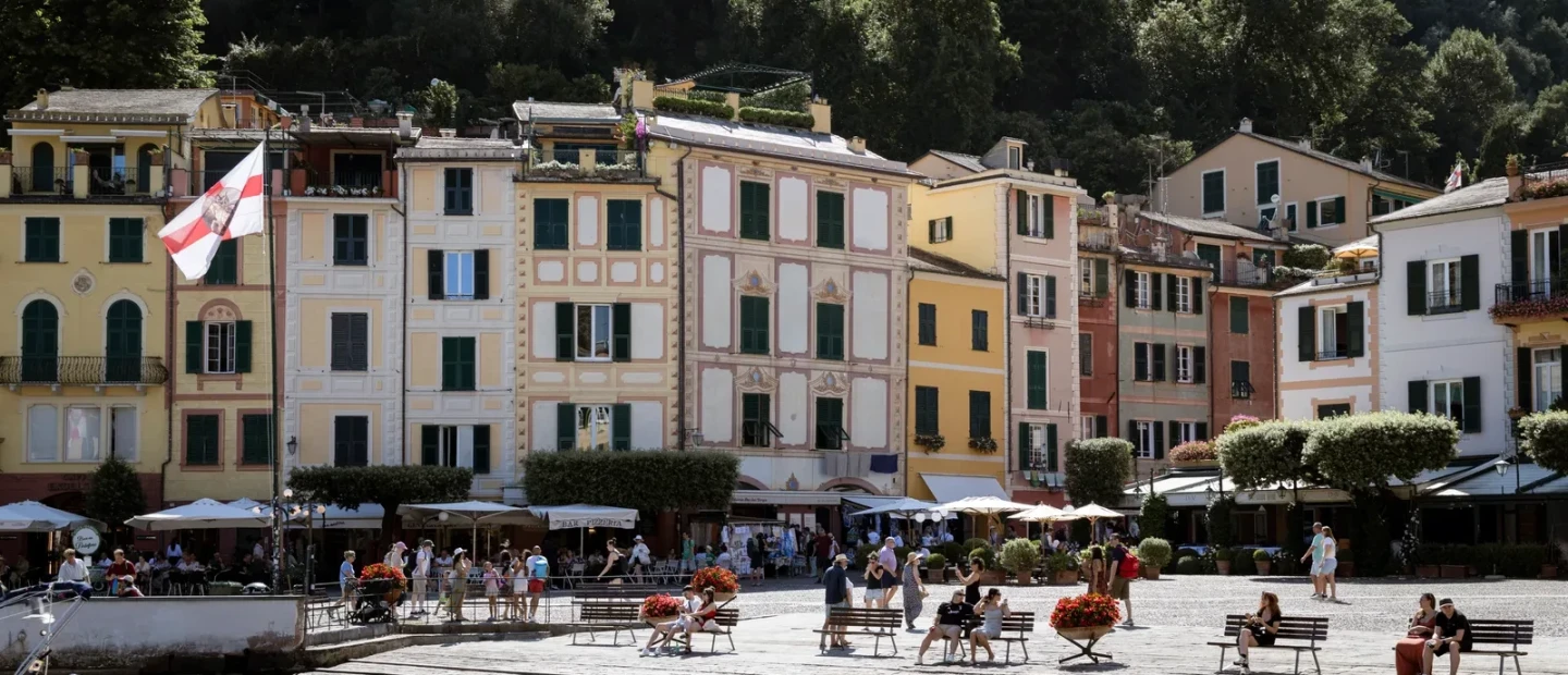 Ένα Mediterranean-inspired σπίτι με μαγευτική θέα στη καρδία του Πορτοφίνο 