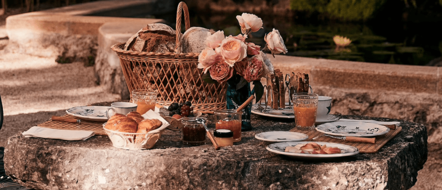 Περιμένετε απρόσμενους επισκέπτες; Tα tips για να οργανώσετε ένα άψογο last-minute gathering