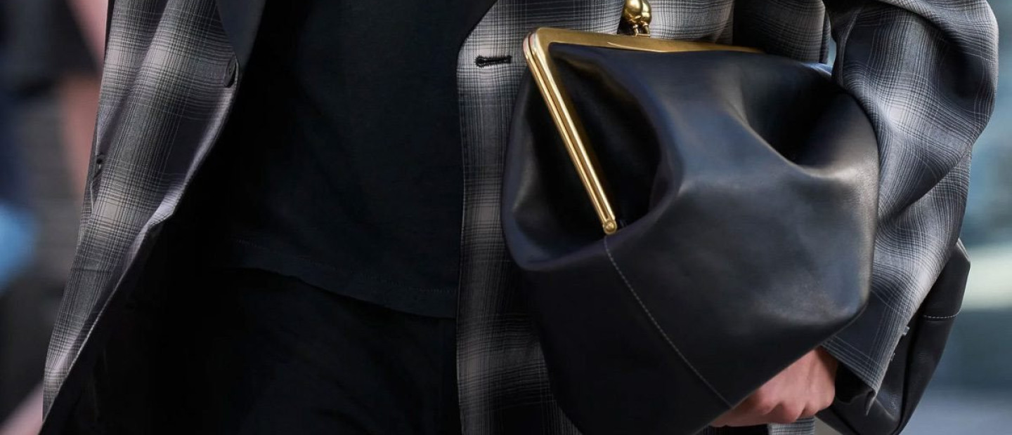 Οι XL bags είναι το key-item της σεζόν 