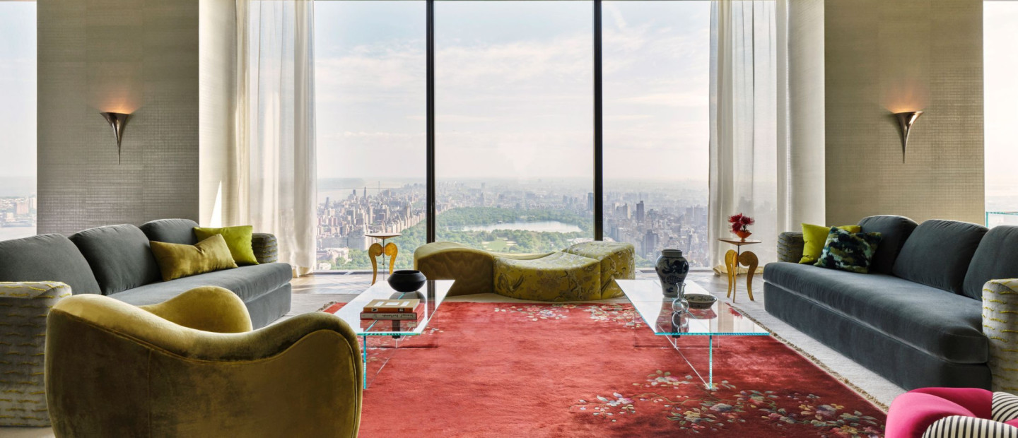 Ένα διαμέρισμα με avant-garde αισθητική υψώνεται πάνω από τον ουρανό της Νέας Υόρκης