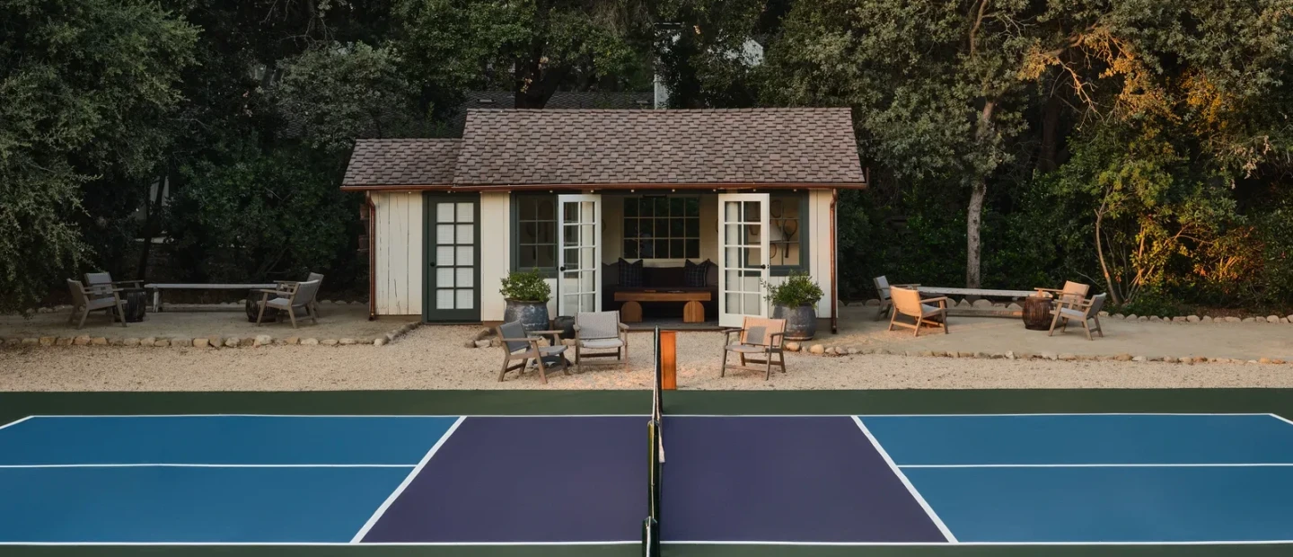 Ένα αγροτόσπιτο με μοναδικό στιλ και αισθητική, που προσφέρει ανεμπόδιστη θέα σε απέραντους αμπελώνες