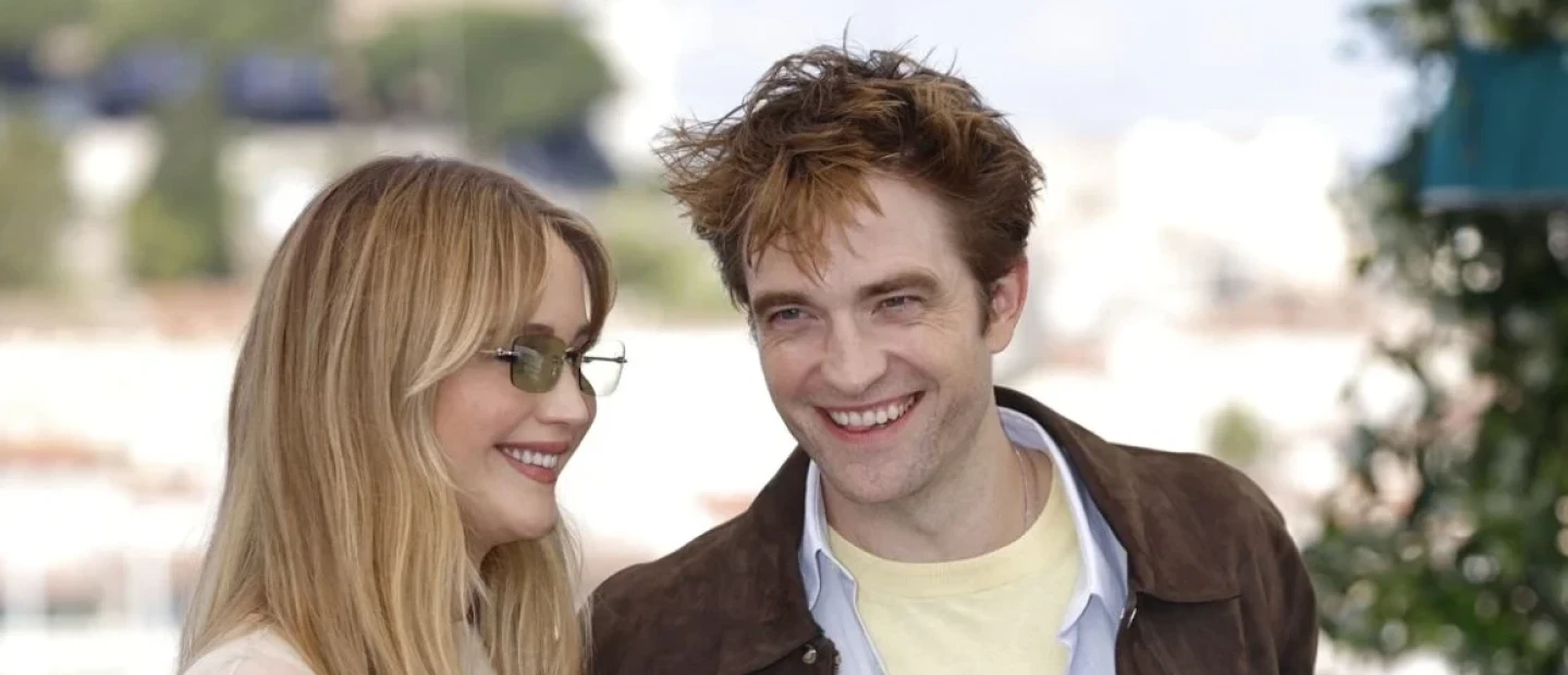 Όταν η Jennifer Lawrence και ο Robert Pattinson αποκαλύπτουν τι πραγματικά σκέφτονται