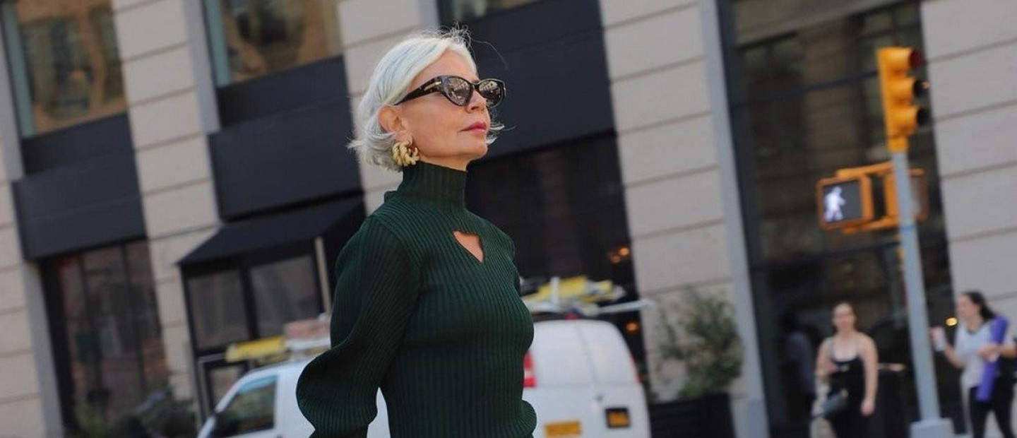 Οι updated & ultra stylish τρόποι για να φορέσετε με απόλυτη επιτυχία τα πλεκτά φορέματα