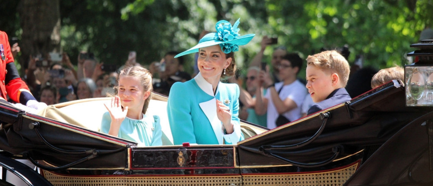 Η Kate κάνει ξανά την έκπληξη και ετοιμάζει τα πιο... απροσδόκητα χριστουγεννιάτικα δώρα για τα παιδιά της