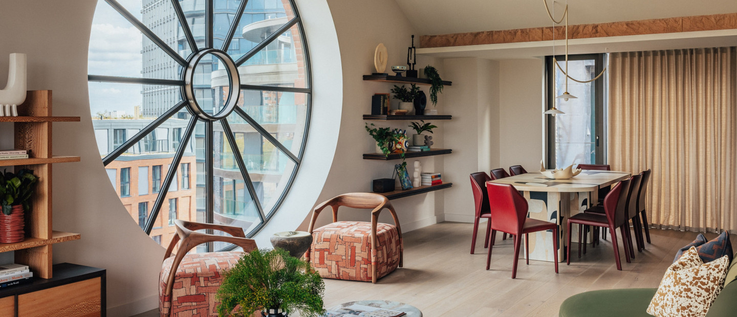 Το Chelsea Powerhouse στο Λονδίνο μεταμορφώθηκε αποφεύγοντας τα κλισέ του industrial στιλ