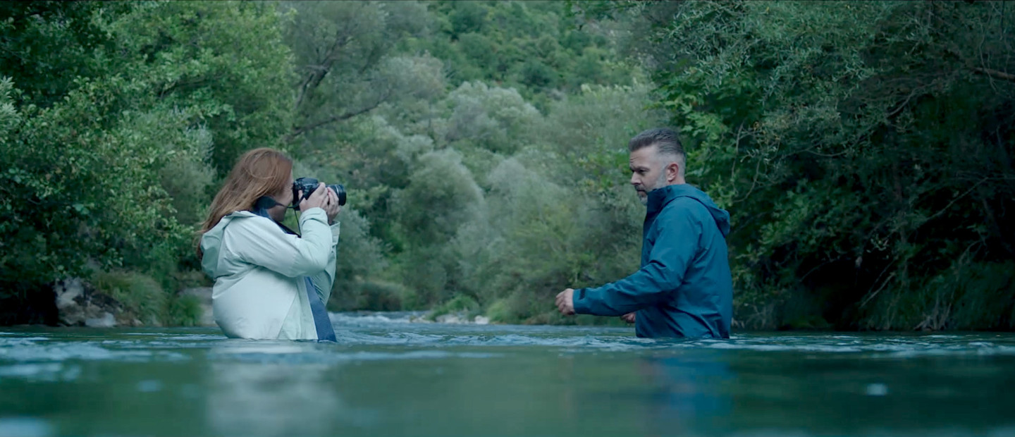 Ο σκηνοθέτης Γιώργος Γκικαπέππας και η Στεφανία Γουλιώτη συζητούν αποκλειστικά μαζί μας για τη νέα δραματική σειρά της ΕΡΤ με τίτλο «Αύριο»