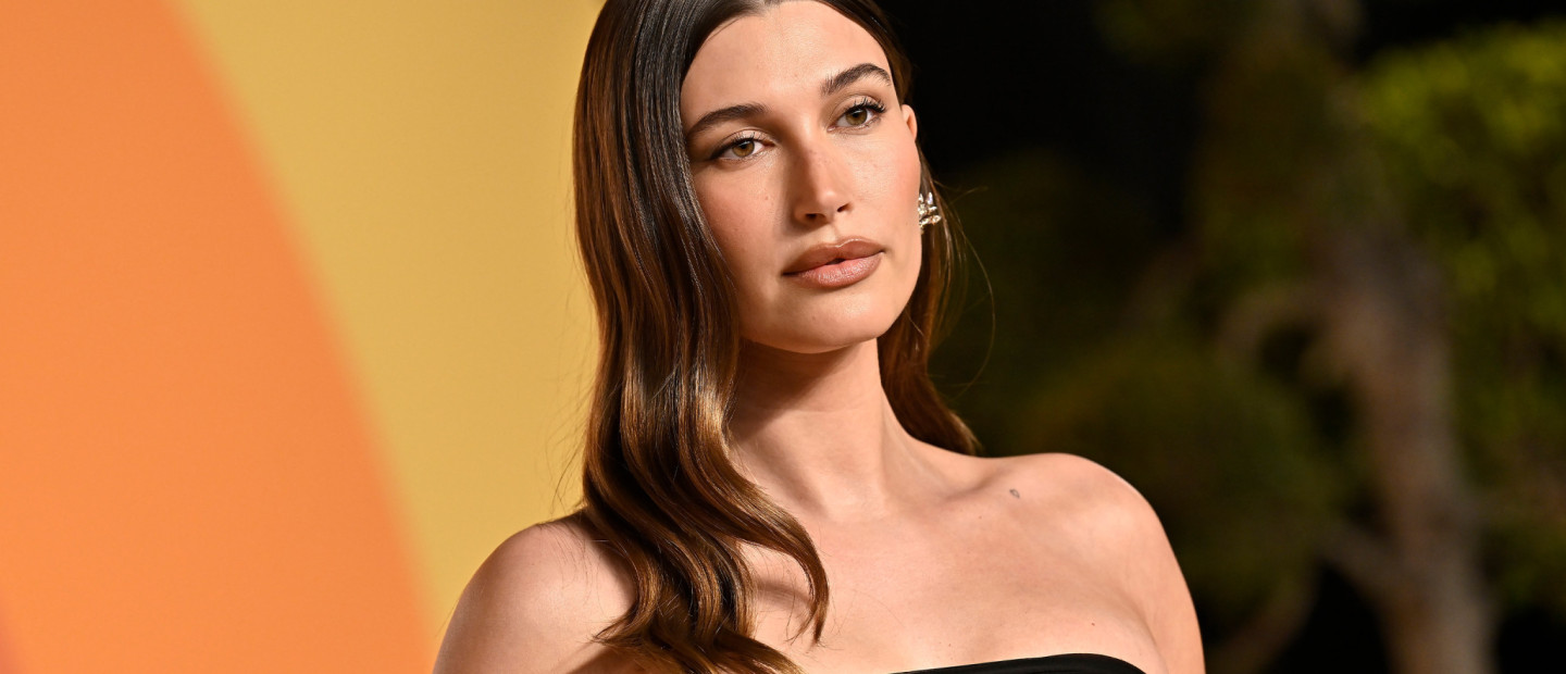 To φαινόμενο Hailey: Πώς κατάφερε ξανά να κάνει τα social media να... τρελαθούν με μία αλλαγή στα μαλλιά της;