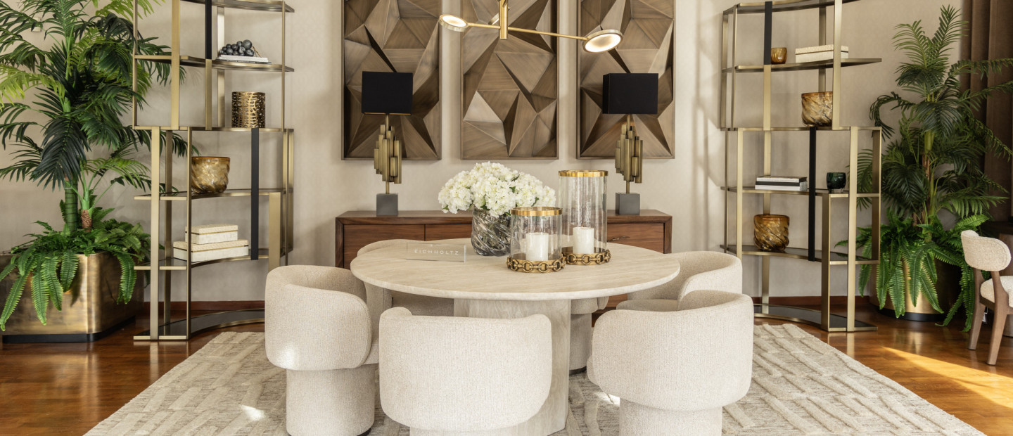 Η εταιρία Kourtis ενώνει τις δυνάμεις της με τον διεθνούς φήμης ολλανδικό οίκο Eichholtz, ανοίγοντας μια exclusive in-store boutique