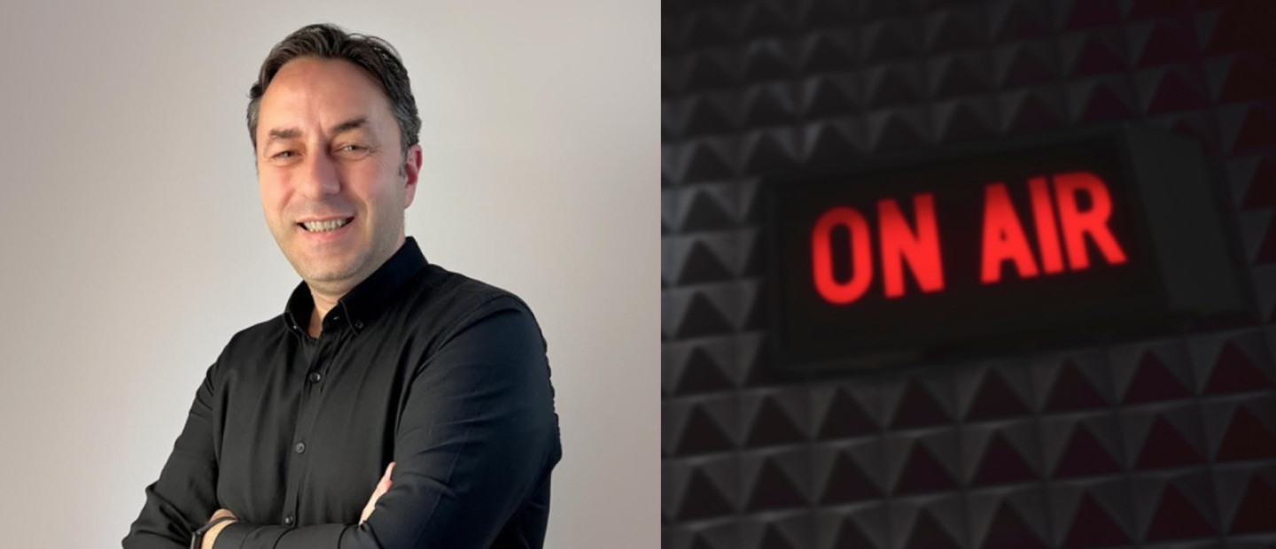 SKG Stories: Για τον Βασίλη Σακκά, το να γίνεται μέρος της ζωής των ακροατών του πιο γιορτινού ραδιοφωνικού σταθμού της πόλης είναι η μεγαλύτερη ανταμοιβή