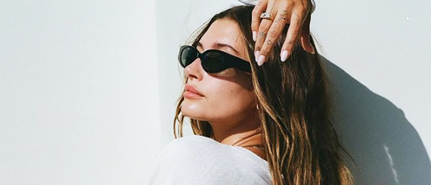 Έτσι θα ετοιμάσετε την τσάντα των last minute εξορμήσεών σας όπως οι αγαπημένες σας celebrities