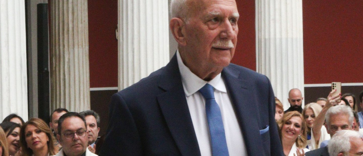 Έφυγε από τη ζωή ο Γιώργος Παπαδάκης σε ηλικία 74 ετών 