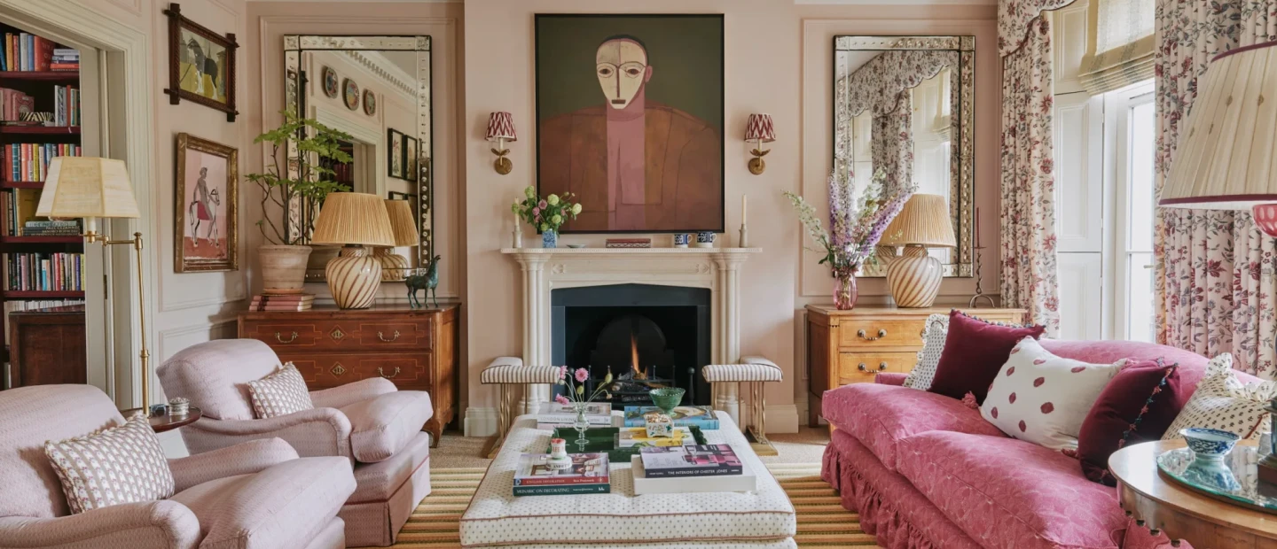 Ένα σπίτι στο Λονδίνο γεωργιανού τύπου αναβιώνεται μέσα από τα χρώματα και τις υφές