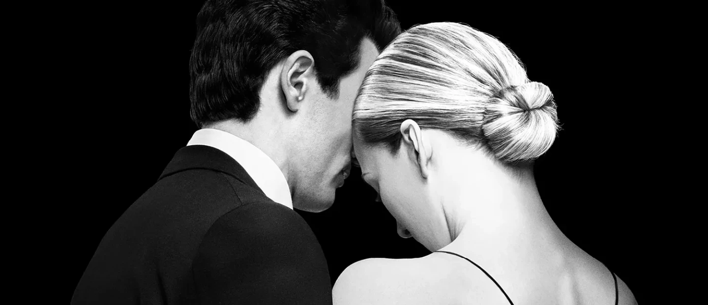 Love Story: John F. Kennedy Jr. & Carolyn Bessette - Η νέα σειρά που «φωτίζει» την ιστορία ενός από τα πιο θρυλικά και πολυσυζητημένα ζευγάρια