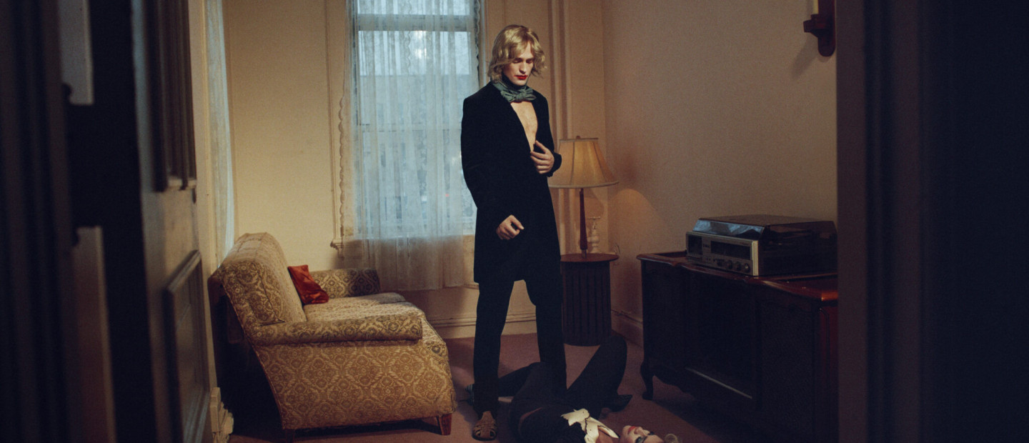 Η Zendaya τηλεφωνεί στον Robert Pattinson και συνομιλούν για το «The Drama» και την αβεβαιότητα της δημιουργίας