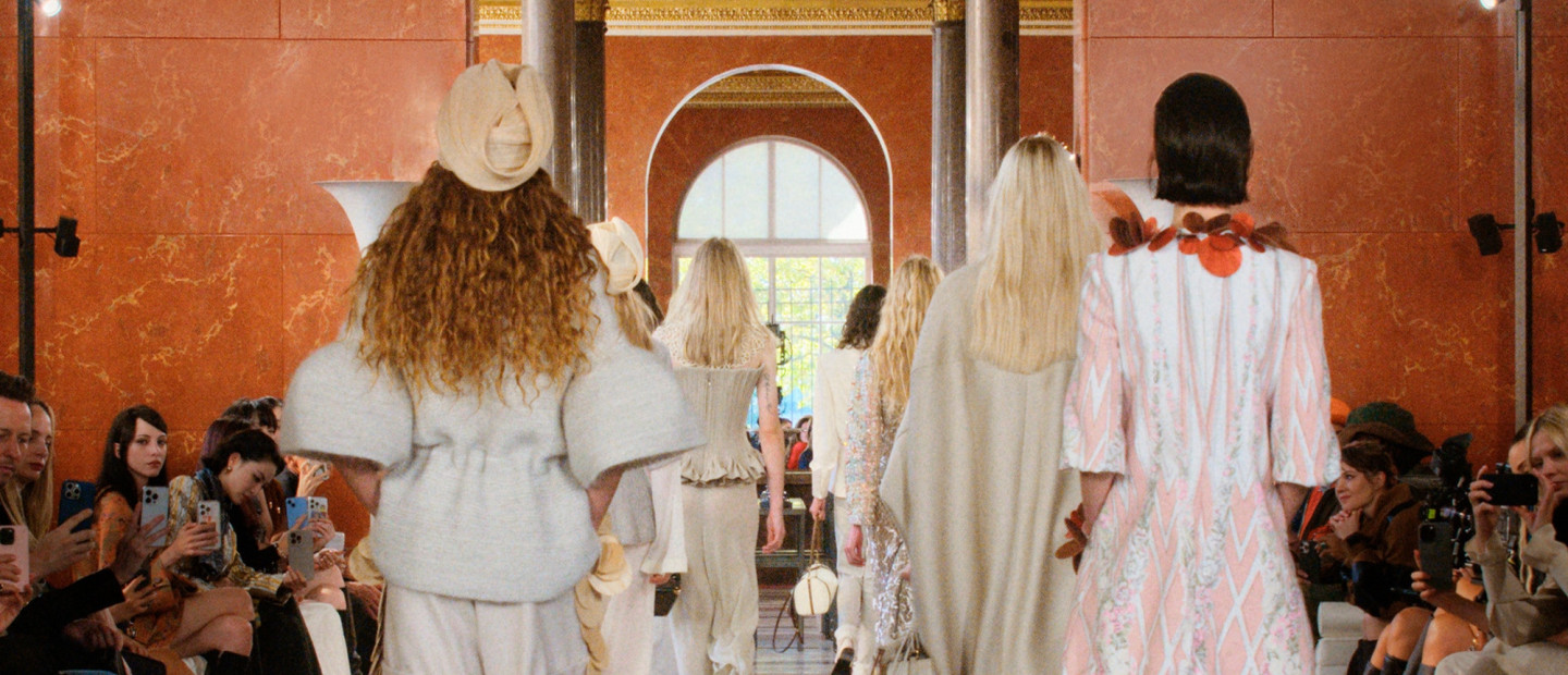 5 κυρίαρχα looks, trends και items που θα απασχολήσουν την SS’26