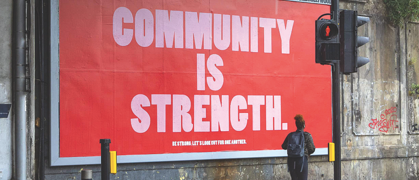 The Year of Giving Back: Στρέφουμε το βλέμμα εκεί όπου υπάρχει ουσία και φωτίζουμε τη δύναμη της κοινωνικής συνεισφοράς