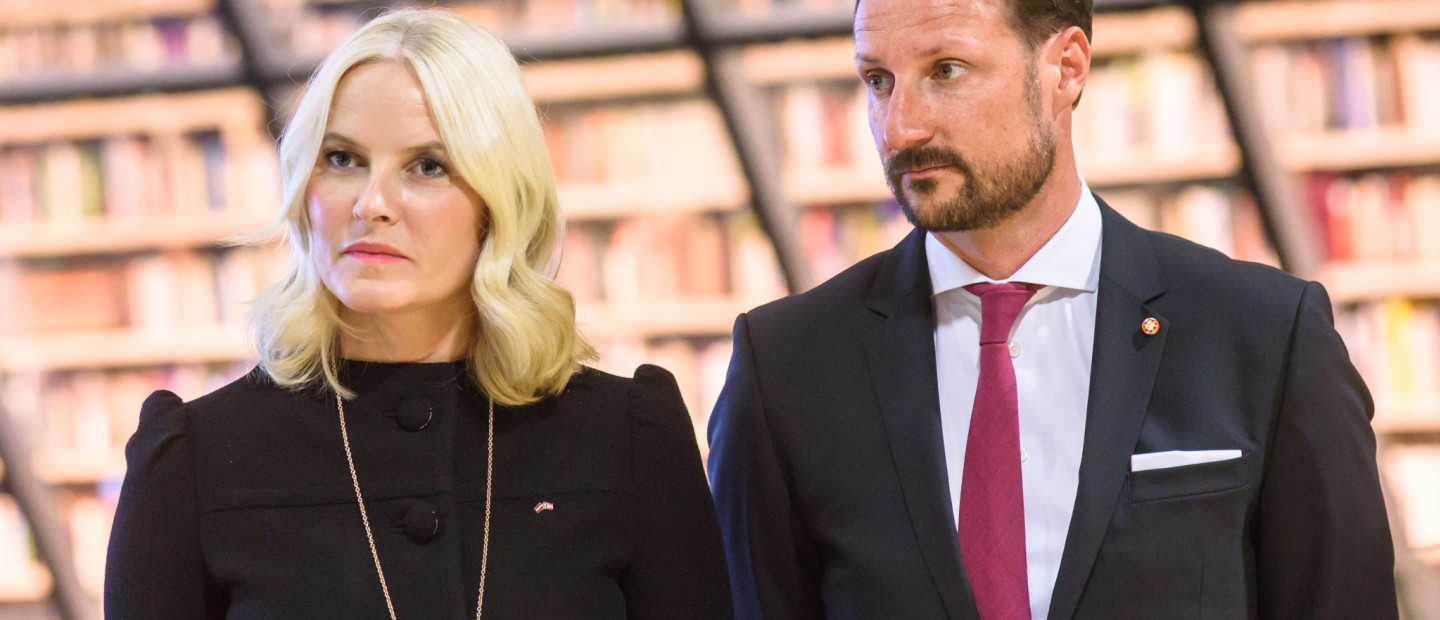 Σκάνδαλο Epstein: Πώς εμπλέκεται ακόμη και η βασιλική οικογένεια της Νορβηγίας στην υπόθεση;