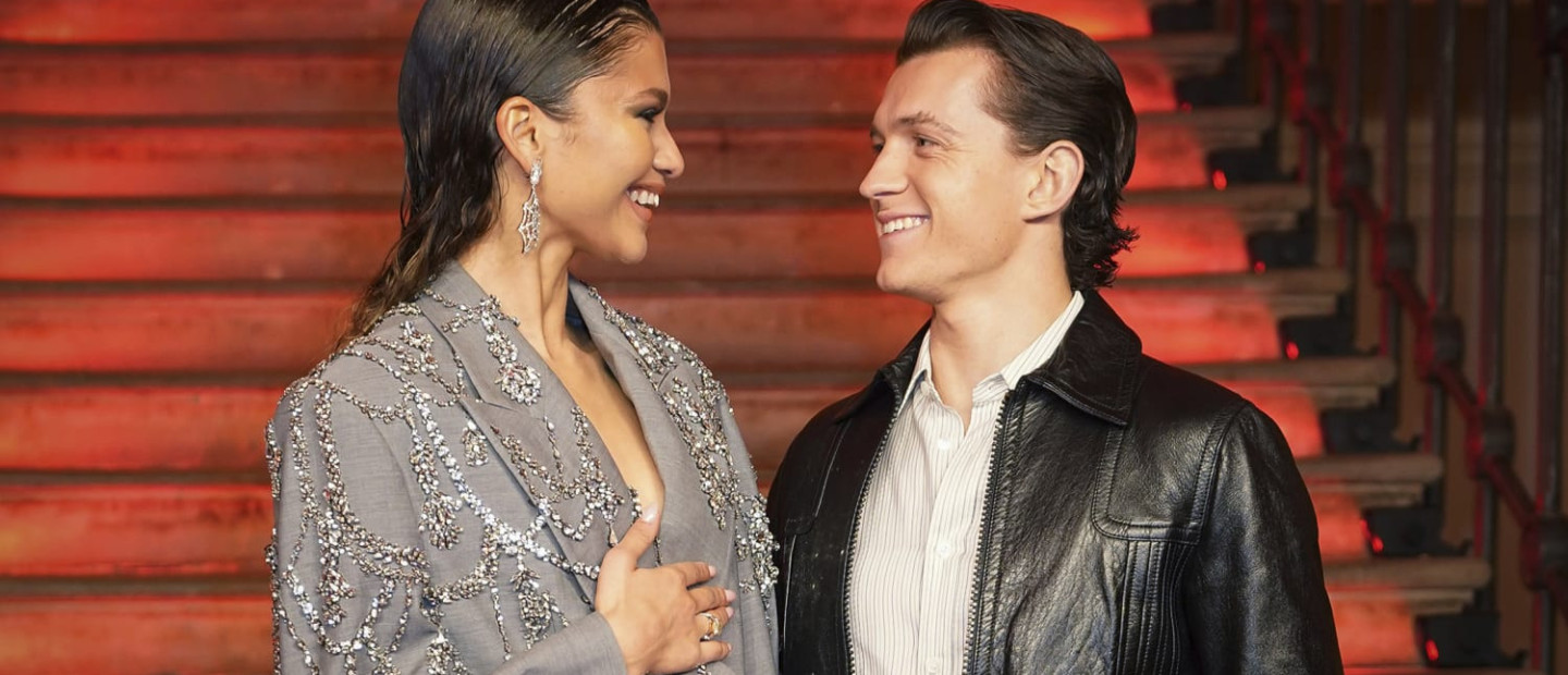 Zendaya και Tom Holland: Το love story που οδήγησε σε μια ιδιωτική τελετή για την οποία όλοι μιλούν