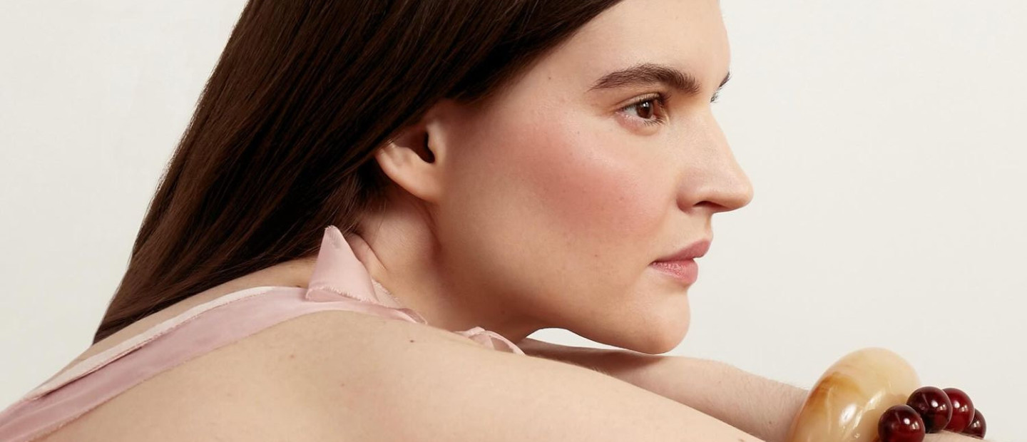 Μύθος ή αλήθεια: Είναι τελικά το Face Taping η απάντηση στην εξόντωση των ρυτίδων;