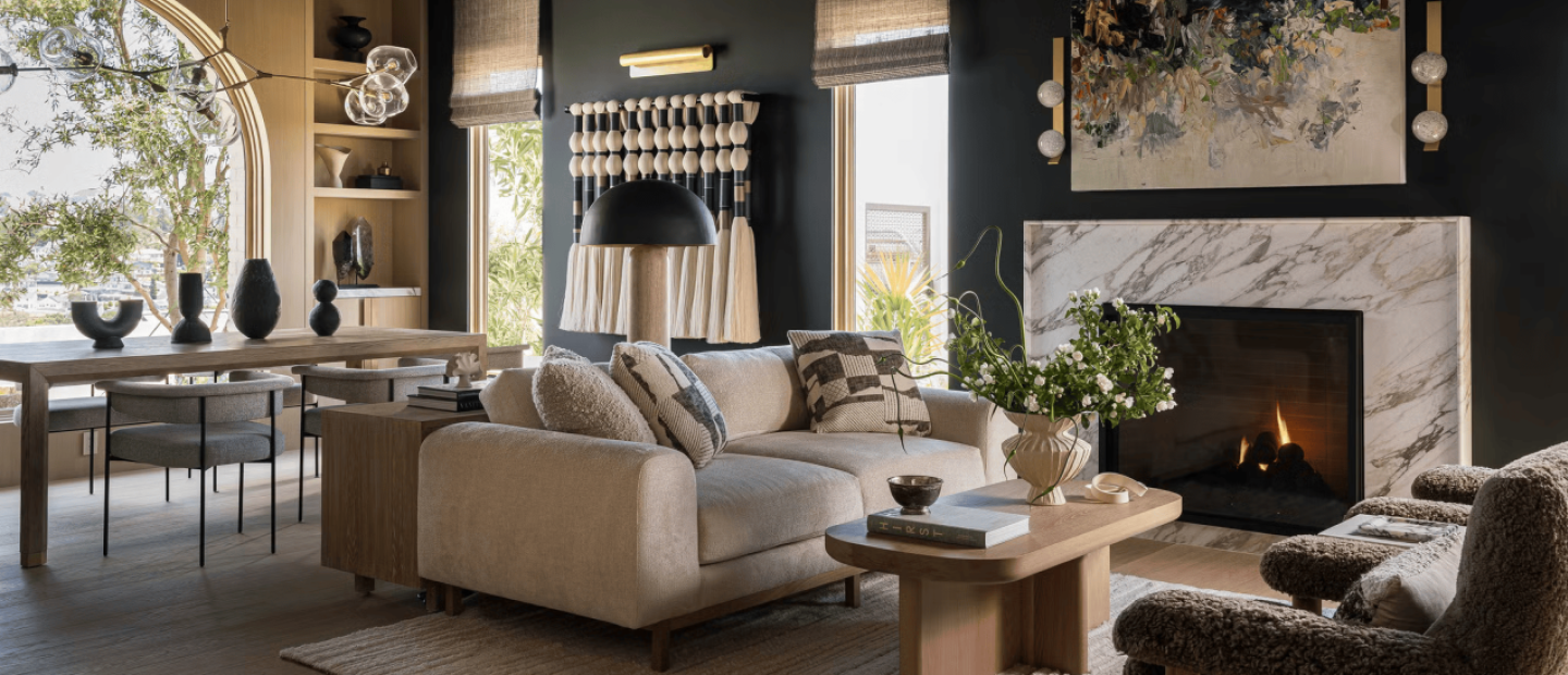 Το σπίτι στην California που χαρακτηρίζεται από φυσικό φως, εκλεπτυσμένα υλικά και γήινες υφές