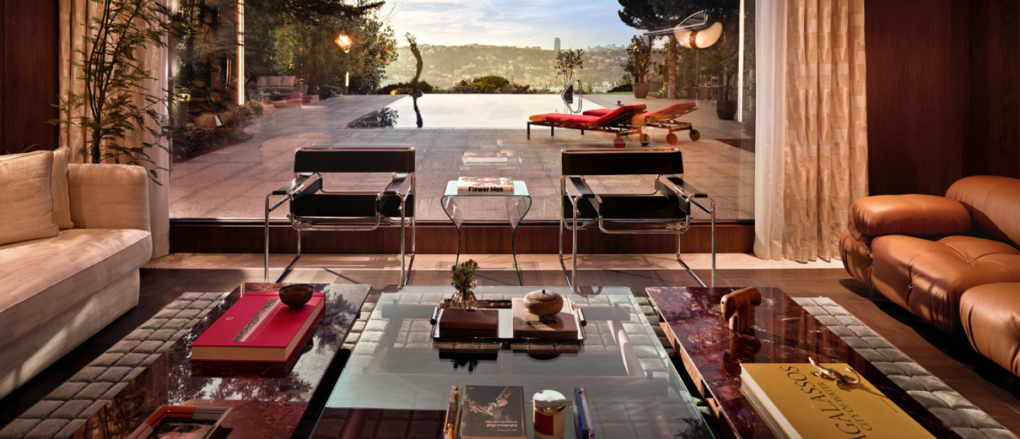 Στην Κωνσταντινούπολη, η εκπληκτική Vaniköy Villa ορίζει έναν αρχιτεκτονικό διάλογο με το τοπίο