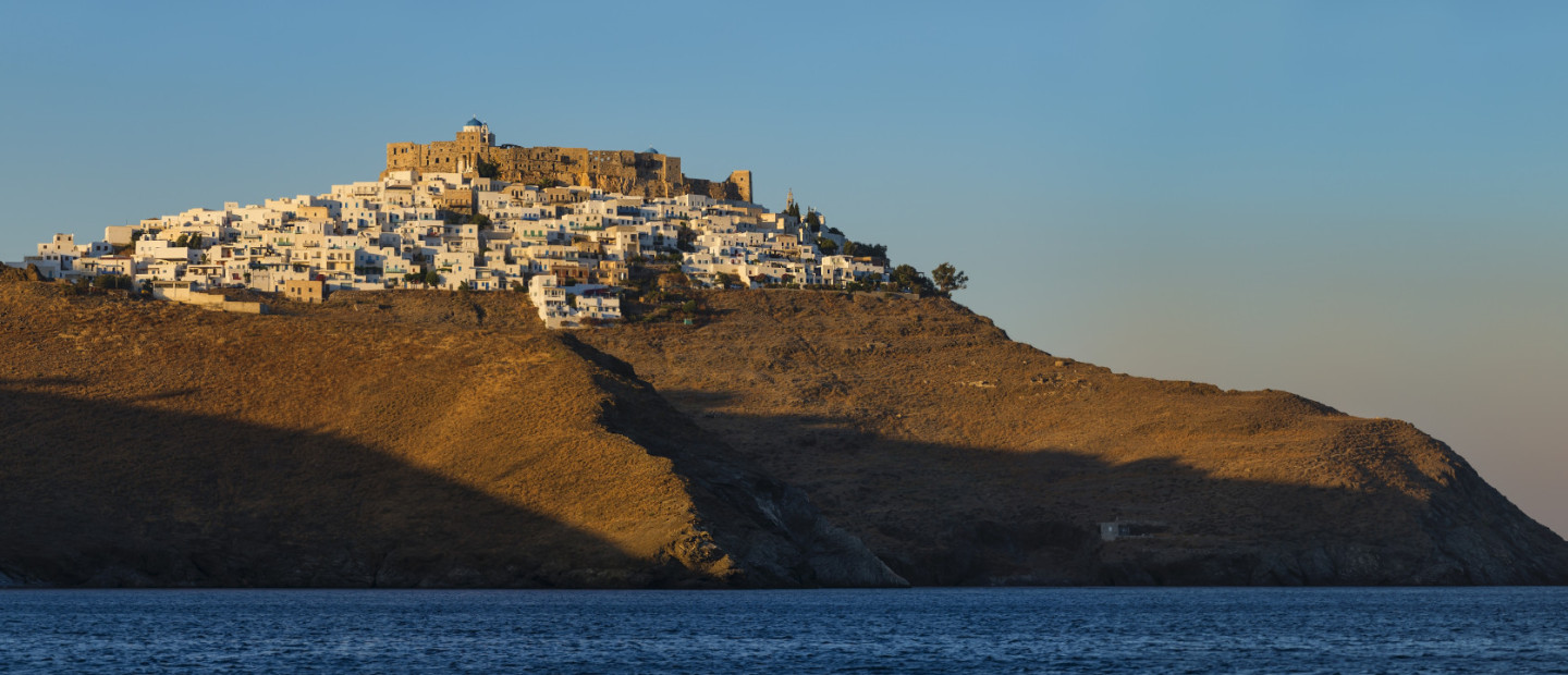 Αυτό το ελληνικό νησί φιγουράρει στην κορυφή της λίστας με τα καλύτερα μέρη του κόσμου