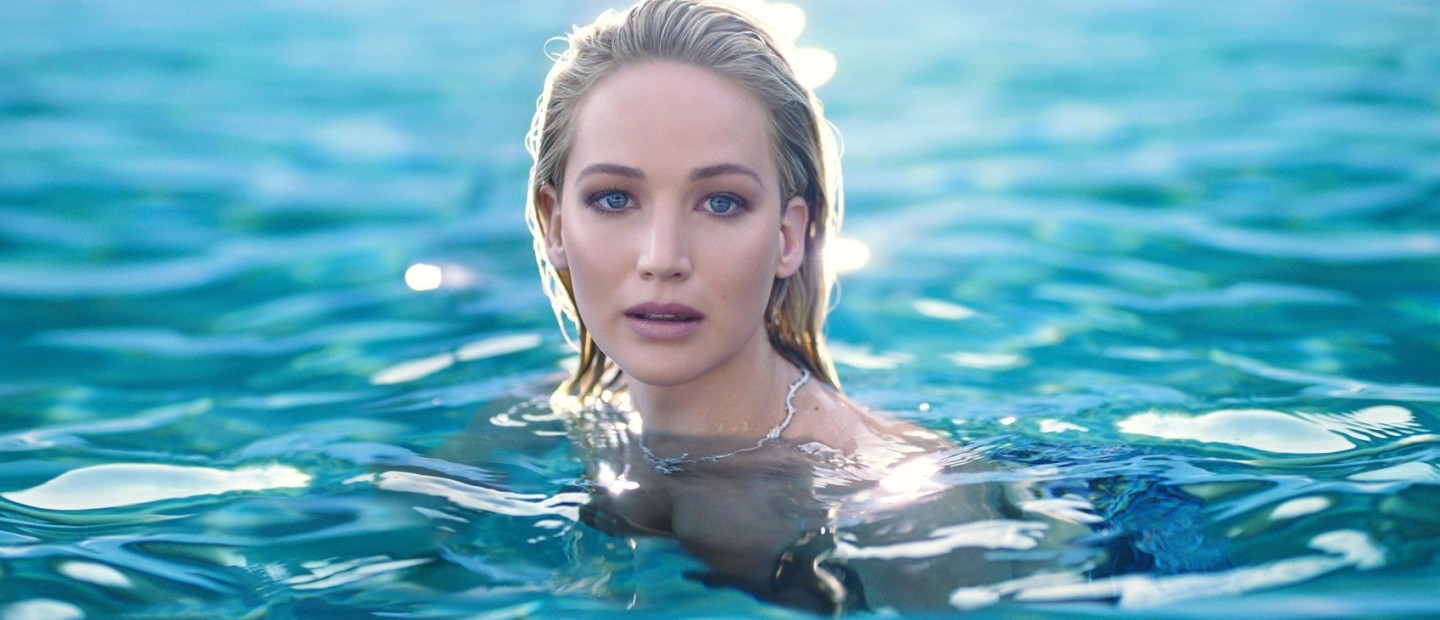 Η εκθαμβωτική Jennifer Laurence στην καμπάνια για το νέο άρωμα Joy