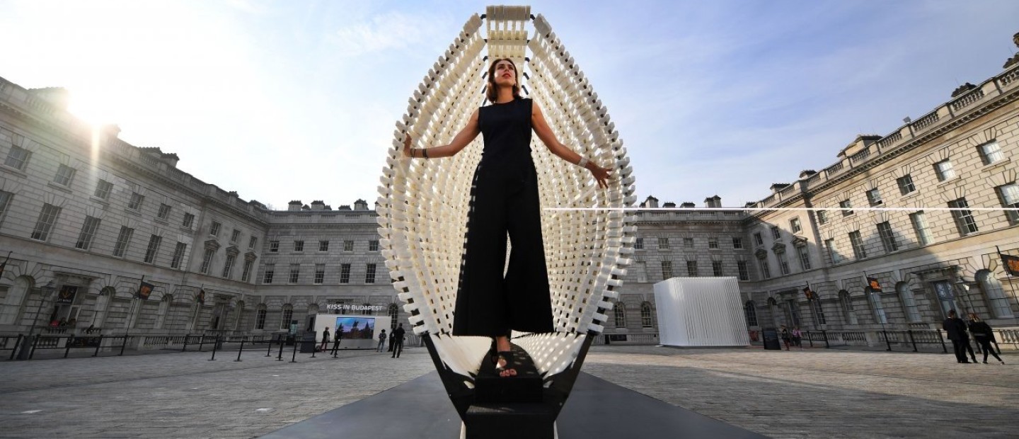 7 installations που αγαπήσαμε στην Μπιενάλε σχεδιασμού του Λονδίνου 