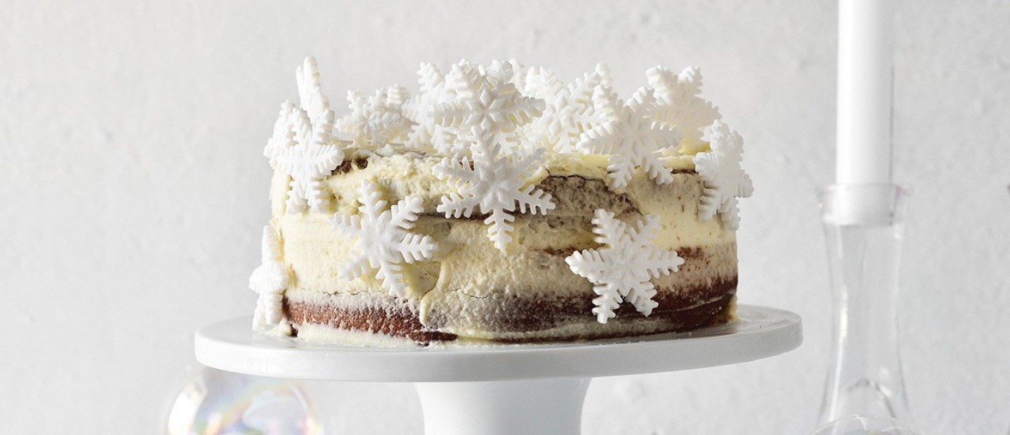 Χριστουγεννιάτικες συνταγές για λαχταριστά, λευκά γλυκά