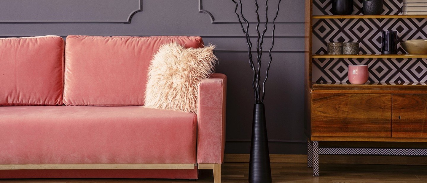 5 τρόποι για να βάλετε το χρώμα της χρονιάς στο σπίτι σας