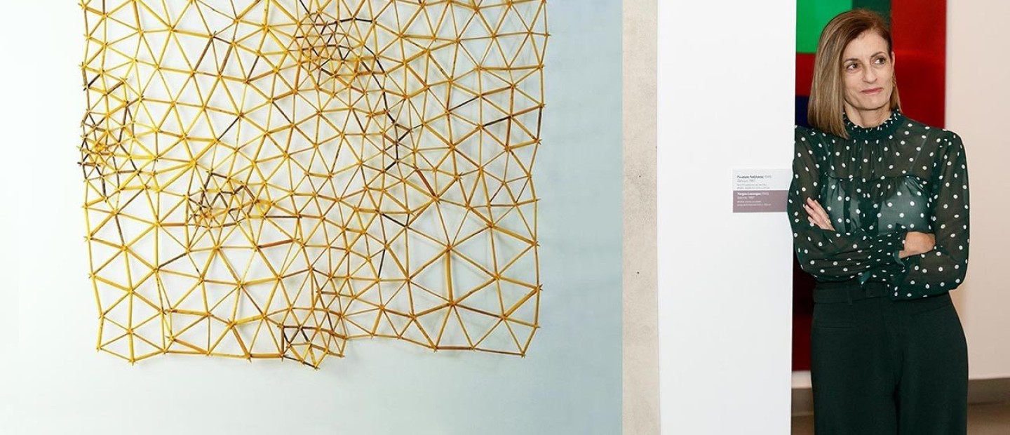 Η curator Ειρήνη Οράτη μιλάει για τη σύγχρονη ελληνική τέχνη 