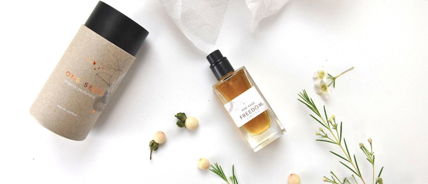 8 έξυπνα tips για να διαρκεί το άρωμά σας περισσότερο