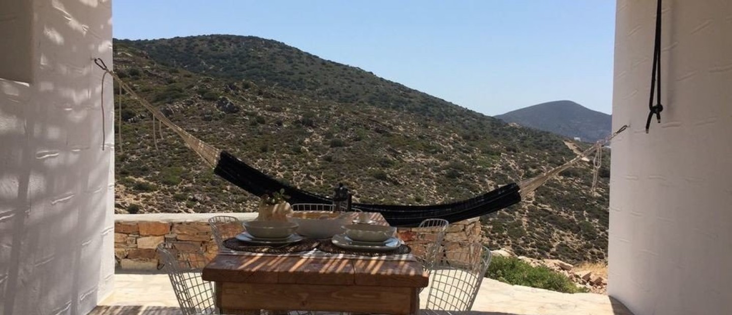 Το Another island είναι ένα ονειρεμένο σύμπλεγμα κατοικιών στην Αντίπαρο