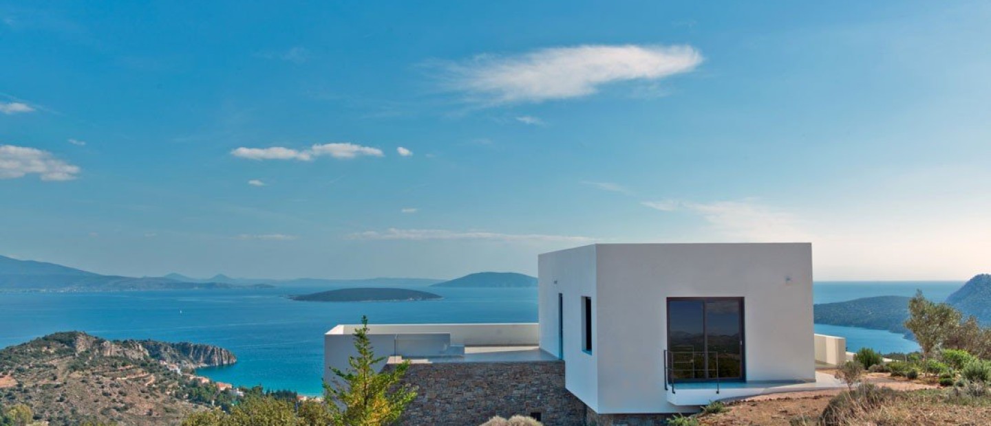 Nafplioblu: Μια βίλα στο Ναύπλιο που απολαμβάνει καταπληκτική θέα