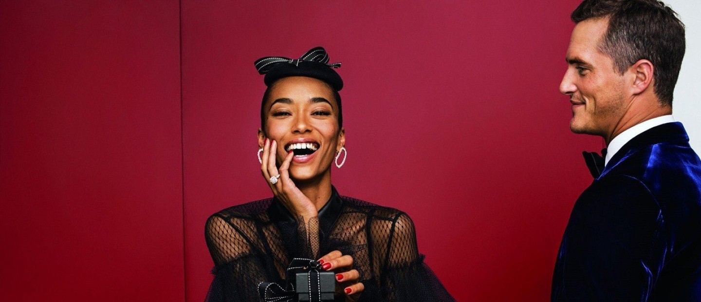 Christmas is here: Εκπληκτικές προτάσεις δώρων που θα ενθουσιάσουν όλες τις beauty maniacs 