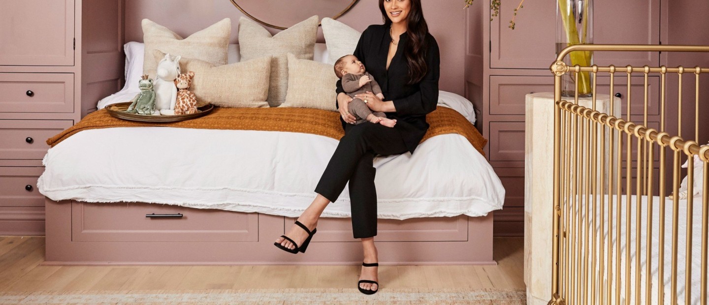 Μέσα στο ονειρεμένο διαμέρισμα της ηθοποιού Shay Mitchell στο Los Angeles