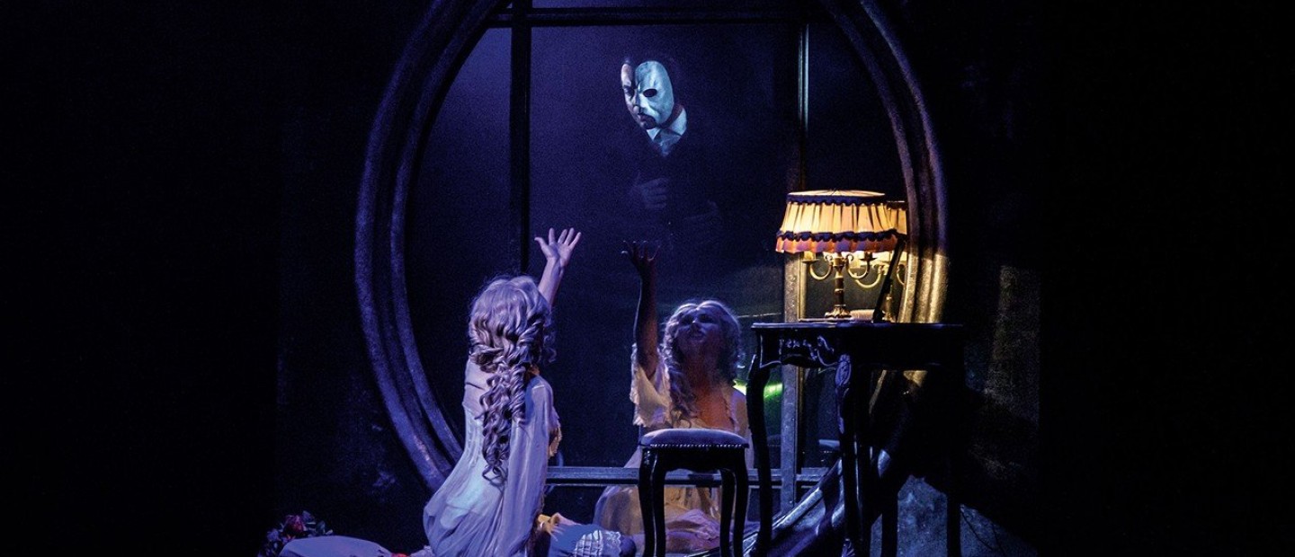 The Phantom of the Opera is here: Ζήσαμε τη μαγεία του μιούζικαλ