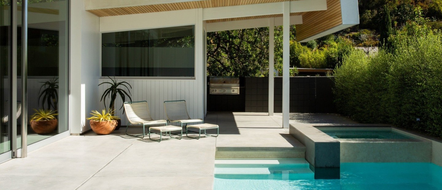 Στη συγκλονιστική κατοικία του ηθοποιού Jason Statham στο Los Angeles