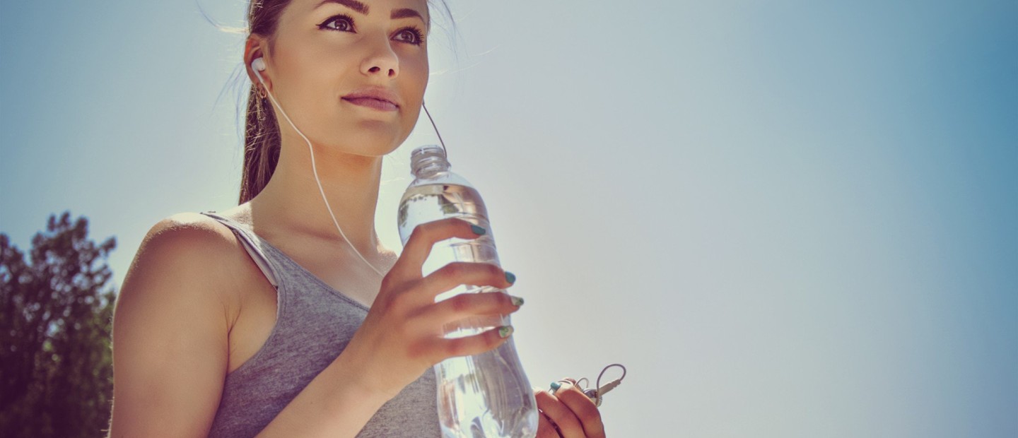 Πόσο σημαντική είναι η ενυδάτωση τους καλοκαιρινούς μήνες;